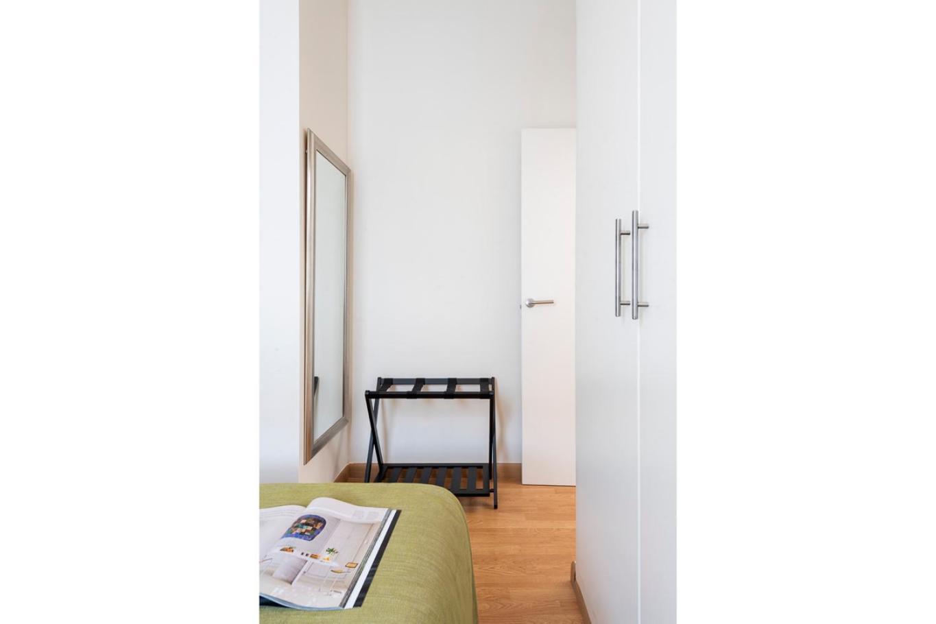 Apartamento Familiar Nuevo De Diseno En La Mejor Zona De Triana, Parking Included Sevilla Buitenkant foto
