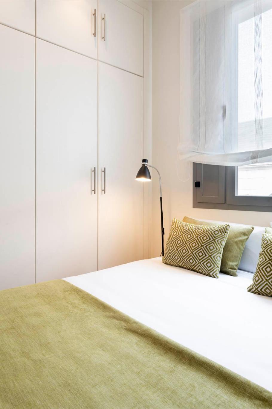 Apartamento Familiar Nuevo De Diseno En La Mejor Zona De Triana, Parking Included Sevilla Buitenkant foto